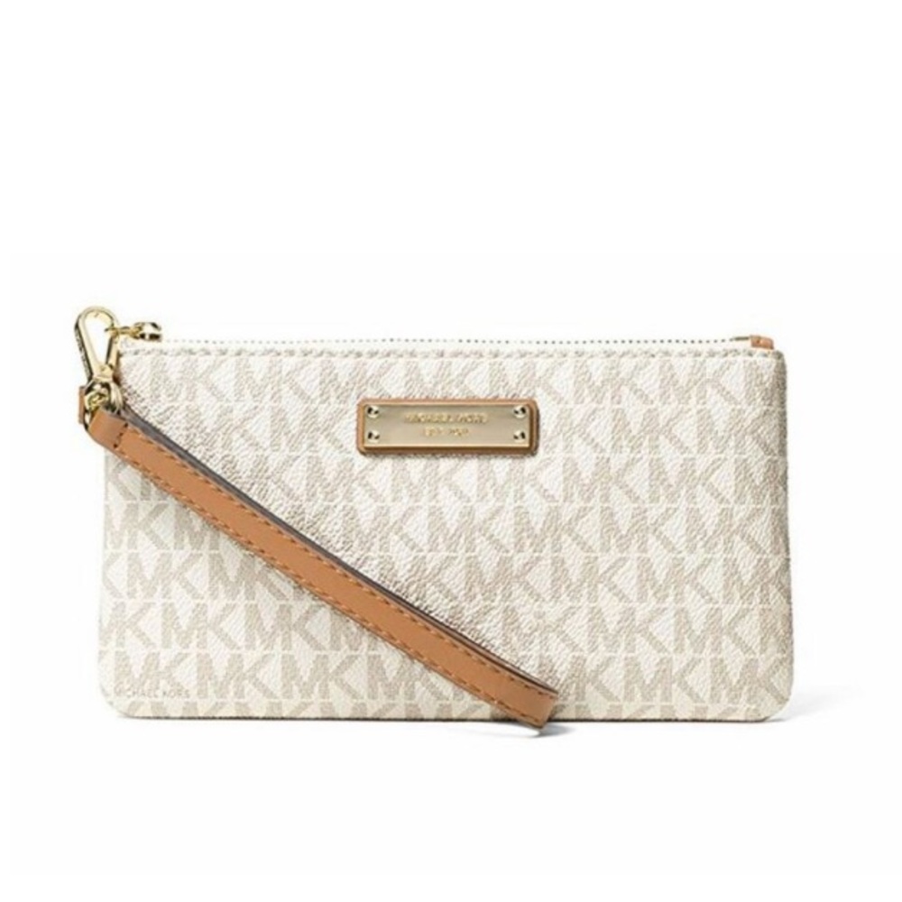 Micheal Kors Wristlet